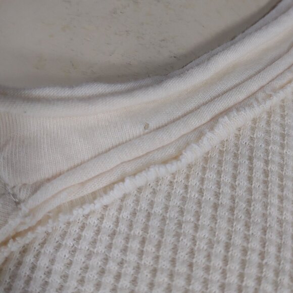 Sundance ivory 100% cotton long sleeve lace up V-Neck thermal shirt ladies Large - Picture 6 of 7